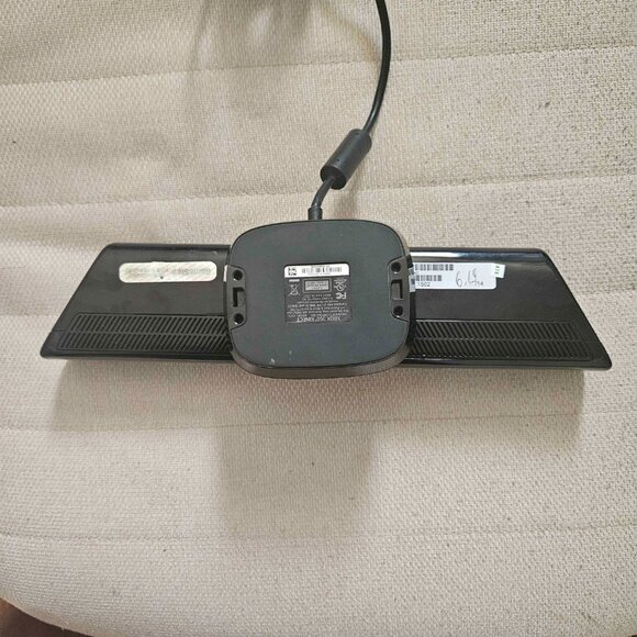Official Microsoft Xbox 360 Kinect Motion Sensor Bar Model 1473 Tested & Works - Picture 3 of 5